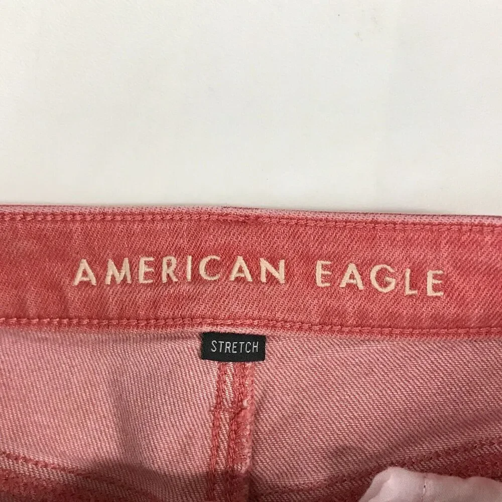 American Eagle Women's 4 Shorts Red Denim Mom Short Distressed Stretch Cuff CE11